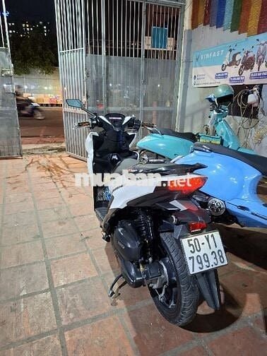 Cần bán vario 125 2022 odo 22k km
