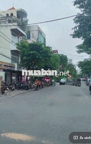 Cho thuê mặt bằng tầng Trệt căn nhà Villa. Hẻm Thông 6m. Cạnh MT Đ.TĐa