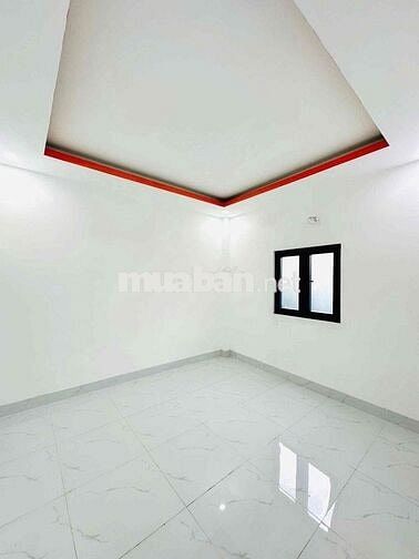 Nhà 1 Lầu 5 x 20m , 3 Phòng Ngủ Ngay Lộc Hậu Đường Xe Hơi Sổ Hoàn Công