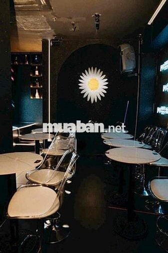 Sang nhượng lại quán Bar Q1 đang hoạt động và dđ giấy phép