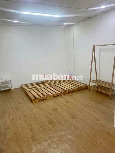 CHO THUÊ NHÀ MẶT TIỀN TRẦN MINH QUYỀN, PHƯỜNG 10, QUẬN 10