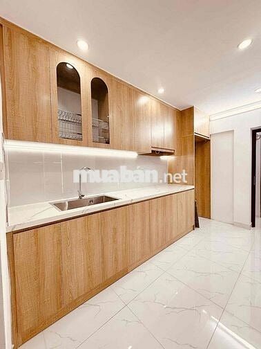 Bán tập thể Đại La tầng 2, 70m, ô tô đỗ chân cầu thang, full nội thất