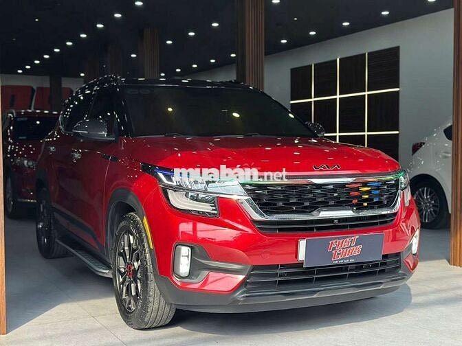 Kia Seltos 2023 Premium 1.4 Turbo,màu đỏ,11.000 km