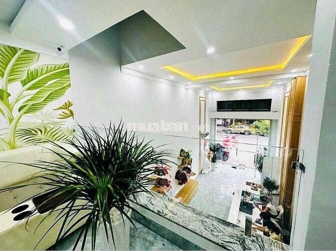 CHO THUÊ NHÀ - MẶT TIỀN HÙNG VƯƠNG - GẦN NGAY QUẢNG TRƯỜNG THÀNH PHỐ