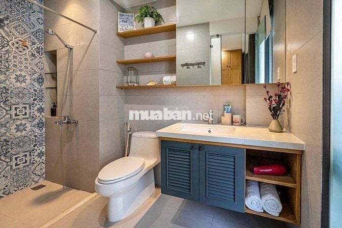 CHDV Ban Công - Nội Thất Cao Cấp - Kế Bên Quận 1 - Gần Cầu Sai Gòn