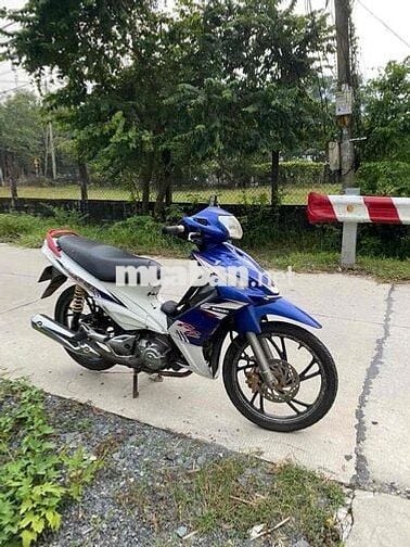 Axelo máy nguyên zin chưa đung tới giấy tờ hợp lệ