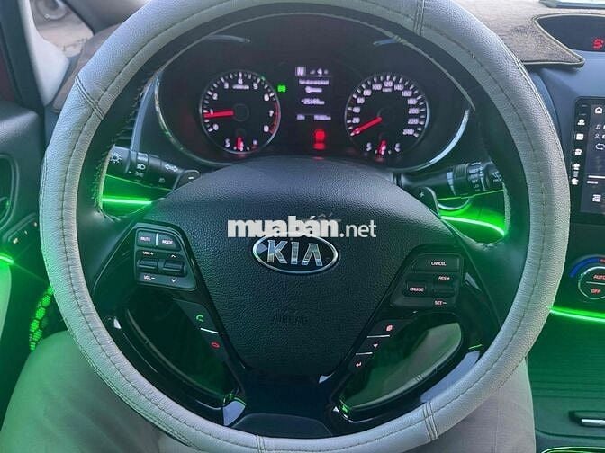 Kia Cerato 2018 1.6 AT - 75000 km