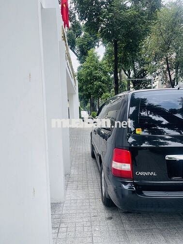 Kia Carnival 2009 GS 2.5 AT - 89000 km