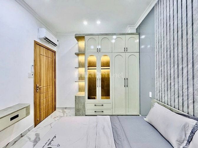 Chính chủ gửi bán nhà Lý Thường Kiệt Q10 - Hẻm OT - Giá chỉ 1t8 TL