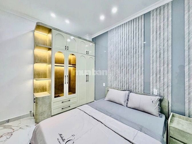 Chính chủ gửi bán nhà Lý Thường Kiệt Q10 - Hẻm OT - Giá chỉ 1t8 TL