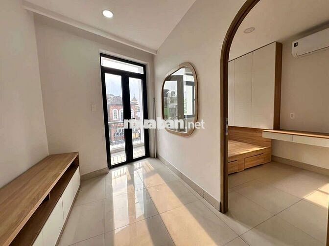 KHAI TRƯƠNG CĂN HỘ 1PN BAN CÔNG_GẦN PHAN ĐĂNG LƯU_GIÁP Q1 PHÚ NHUẬN