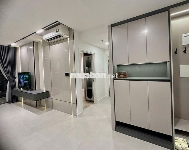 Chính chủ còn 1 căn 83m2 2 phòng ngủ full nội thất view LK81 Quận 1