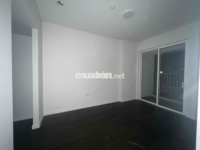 CHO THUÊ BẾP RÈM MÁY LẠNH VÔ Ở NGAY GẦN SÂN BAY CV GIA ĐỊNH