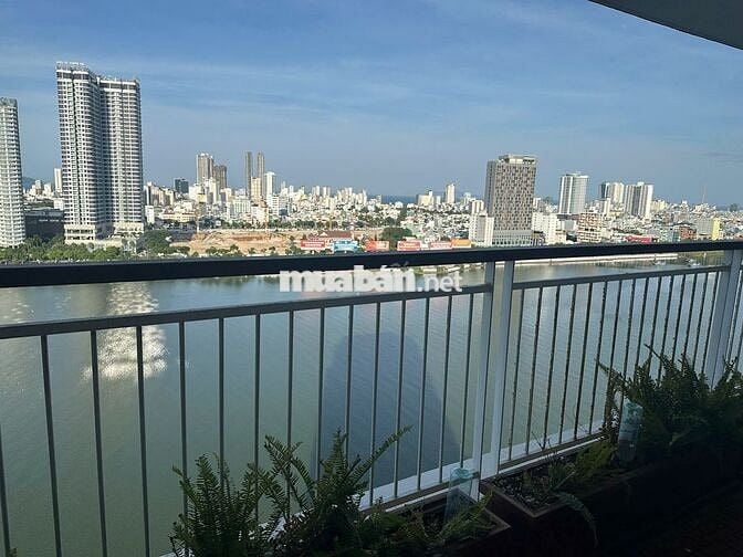 Bán căn hộ 2PN Indochina Riverside, 8,2 tỷ, 110m2 đẹp xuất sắc tại