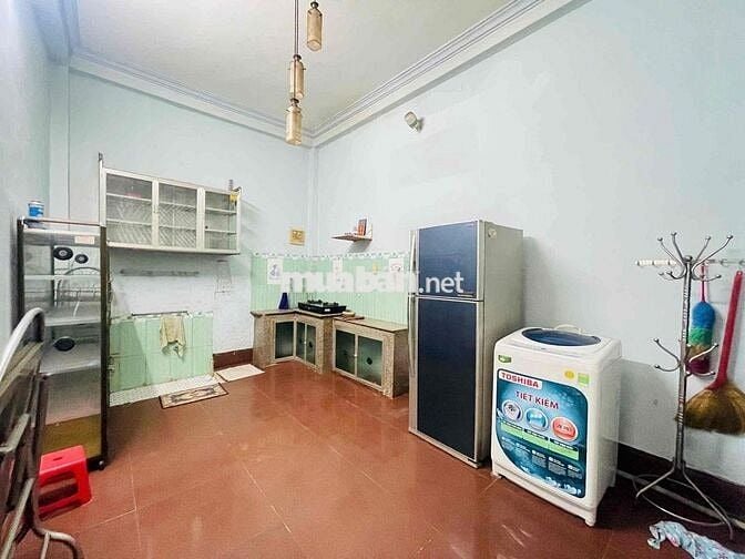 Nhà SHR 1 lầu dt 5*16 ; 4PN; đường TL38, An Phú Đông,q12