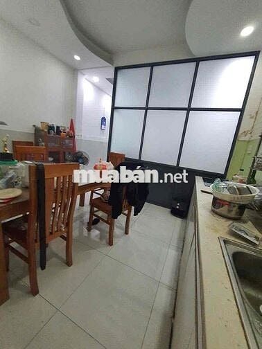 nhà đẹp 1 lầu 4pn 2wc hẻm xe hơi đ 49 sổ riêng KDC