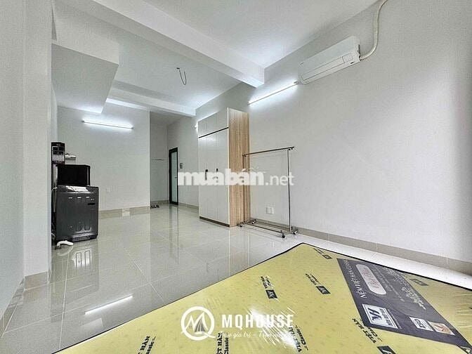 STUDIO BAN CÔNG - CỬA SỔ - MÁY GIẶT RIÊNG NGAY AEON MALL TÂN PHÚ