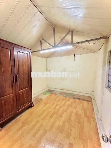 Dưới 3 tỷ có nhà tập thể sổ đỏ Định Công-60m ra phố-28m*4T;;MT3m;4ngủ