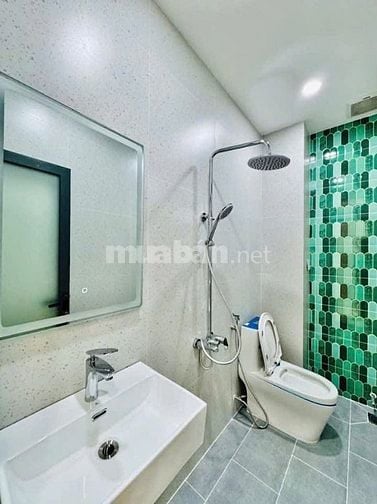 Thua lỗ bán gấp nhà Huỳnh Văn Bánh. Phường 11. Phú Nhuận. Giá 3 tỷ 190