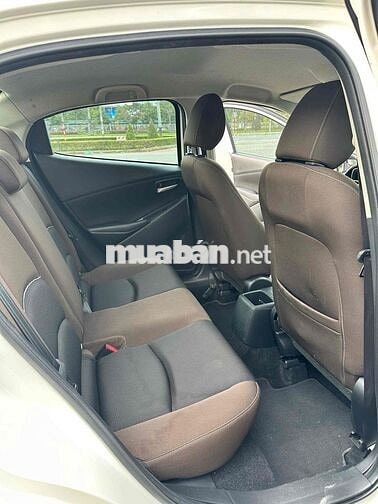 Mazda 2 2021 1.5 Luxury - 40000 km