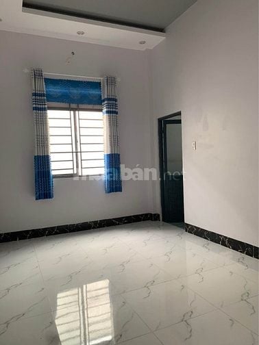 Bán gấp nhà c4 đường Giồng Cát, ngay BV Xuyên Á Củ Chi, 154m2, 835TR