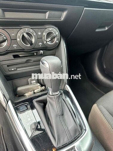 Mazda 2 2021 1.5 Luxury - 40000 km