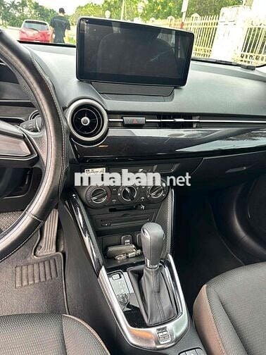 Mazda 2 2021 1.5 Luxury - 40000 km