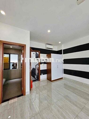 BÁN TOÀ CĂN HỘ - BIỂN NON NƯỚC