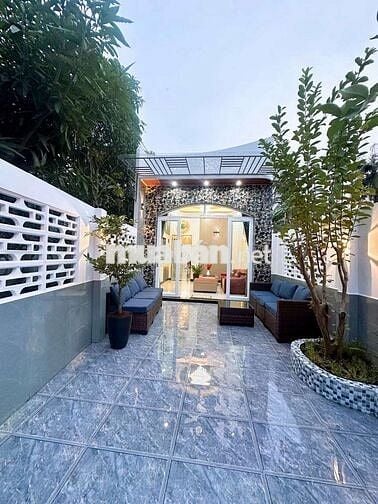 Bán nhà vườn sổ hồng riêng hẽm xe hơi