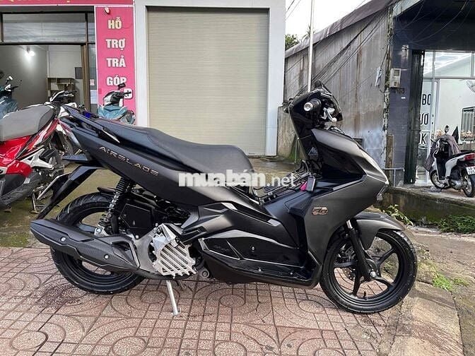 🌟Bán AirBlade.2022.125Fi.Đen nhám chính chủ zin êm
