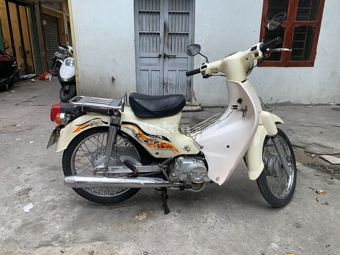 Cần bán xe cúp 50cc màu trắng Đài Loan, biển Hà Nội