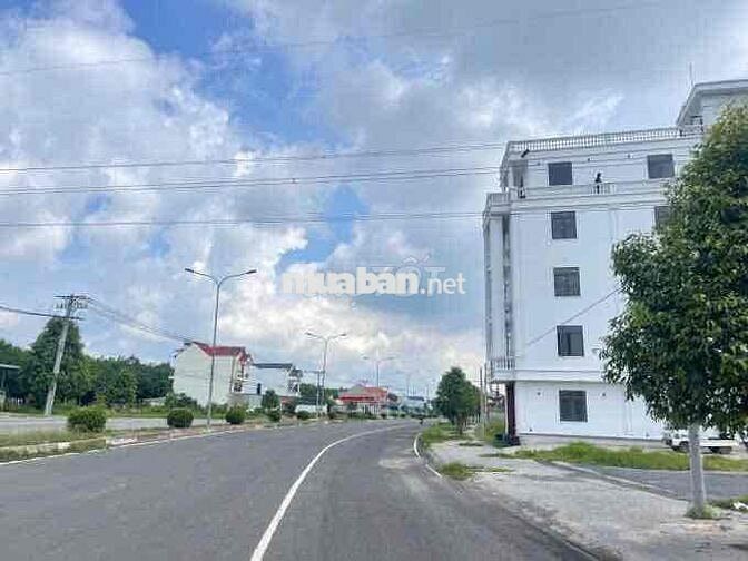 Chủ bán lô đất 300m2 Thổ cư, Nguyễn Văn Linh, Chơn Thành, sổ sẵn, XDTD