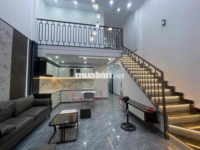 Nhà 1/ TL15, Ngã tư ga Quận 12