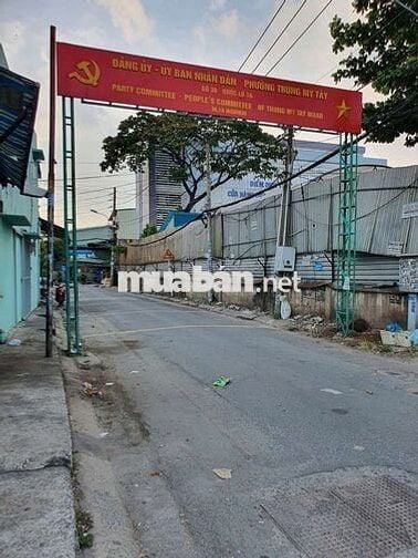 Cho thuê mặt bằng (2 mặt tiền) QL1A và đường hẻm 10m