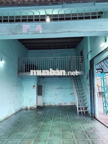 Cho thuê mặt bằng (2 mặt tiền) QL1A và đường hẻm 10m