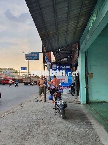 Cho thuê mặt bằng (2 mặt tiền) QL1A và đường hẻm 10m