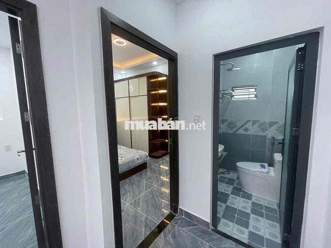 Nhà 1/ TL15, Ngã tư ga Quận 12