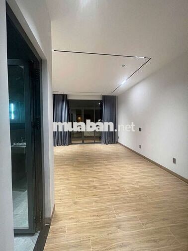 Nhà mới xây đẹp y hình 4,5 x 20 có 5pn 5wc sân thượng