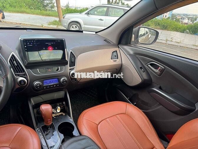 Hyundai Tucson 2010 2.0 AT 4WD