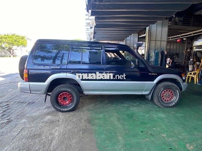 Mitsubishi Pajero 2000 3 - 123456 km