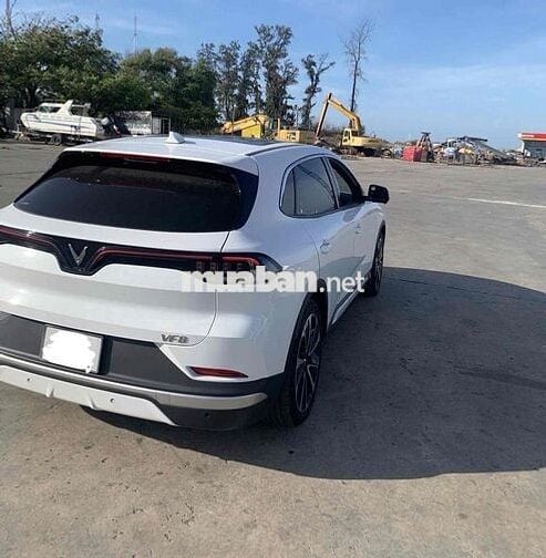 VinFast VF8 2023 Plus - 11000 km