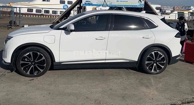 VinFast VF8 2023 Plus - 11000 km