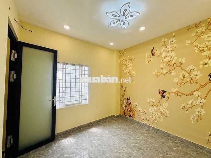 BẾN VÂN ĐỒN Q4- SÁT MT- 40m2 - 2 TẦNG- CHỈ 4.5 TỶ