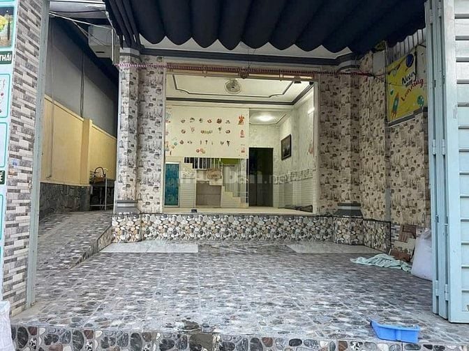 Bán Gấp Nhà Mặt Tiền Kinh Doanh Trần Văn Ơn P.Tân Sơn Nhì Quận Tân Phú