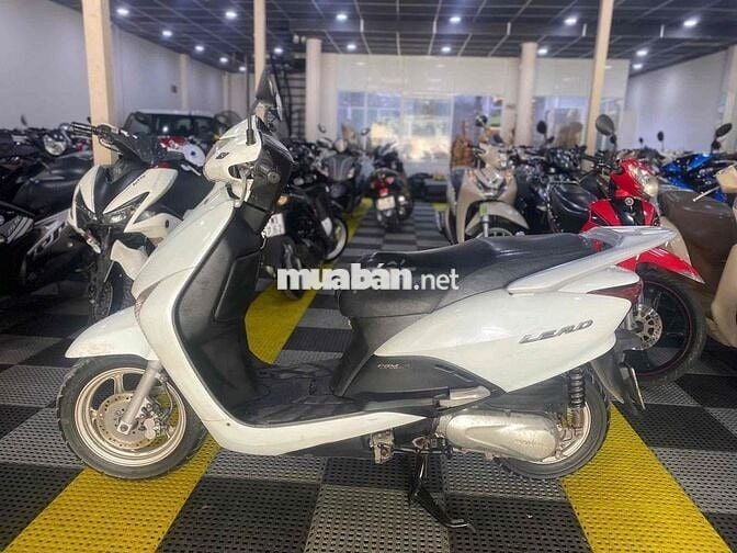 Lead đẹp, máy êm thì thầm bao vọt biển SG