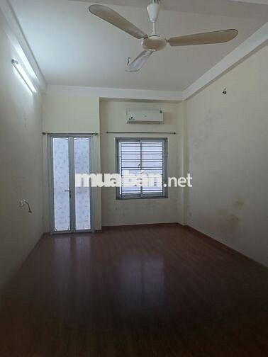 CHO THUÊ NHÀ NGUYÊN CĂN – 5 TẦNG, NGÕ Ô TÔ – NAM DƯ