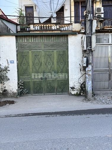 Bán/cho thuê gấp nhà mặt tiền Thị trấn Trạm Trôi