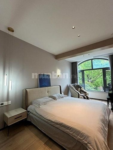 Bán Biệt Thự Việt Hưng – Long Biên, 5 Tầng – 140m² –  Nhỉnh 38 Tỷ