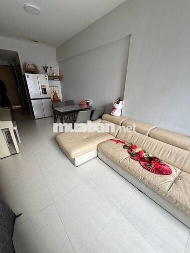 Cần bán căn hộ 59m2 - 2PN 2WC giá 2,8 tỷ - Tặng kèm full nội thất