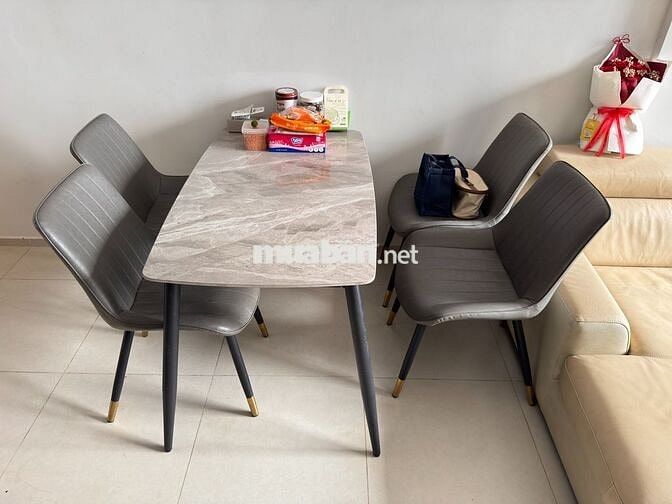 Cần bán căn hộ 59m2 - 2PN 2WC giá 2,8 tỷ - Tặng kèm full nội thất